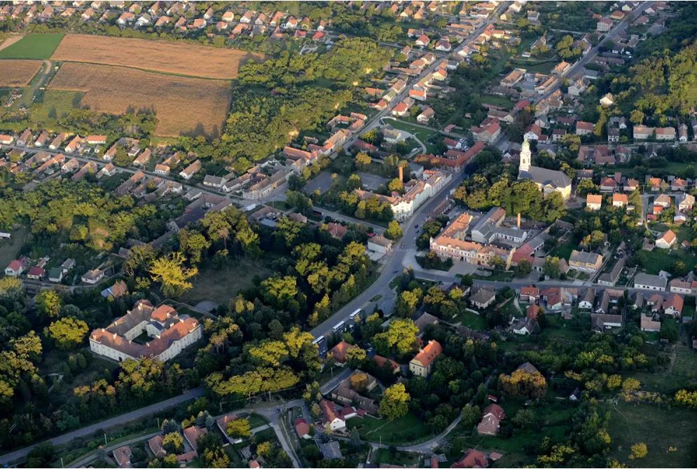 Tolna vármegye legszebb településneveit gyűjtöttük össze, köztük Hőgyészt, amelynek neve az egykori hermelinvadászok emlékét őrzi. Forrás: hogyesz.hu