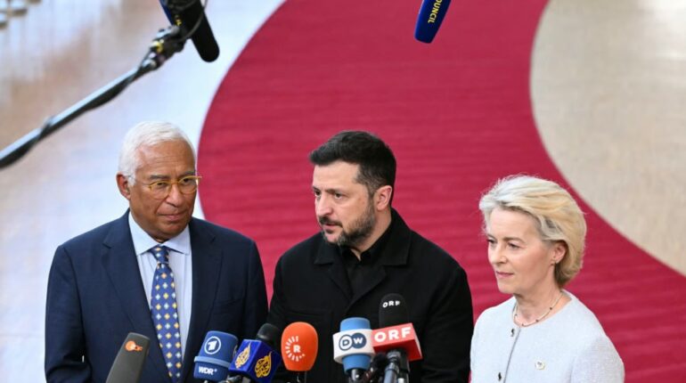"...az Európai Unió jelentősen korlátozná a pénzügyi támogatást és a piacra jutást az érzékeny mezőgazdasági termékek esetében..."